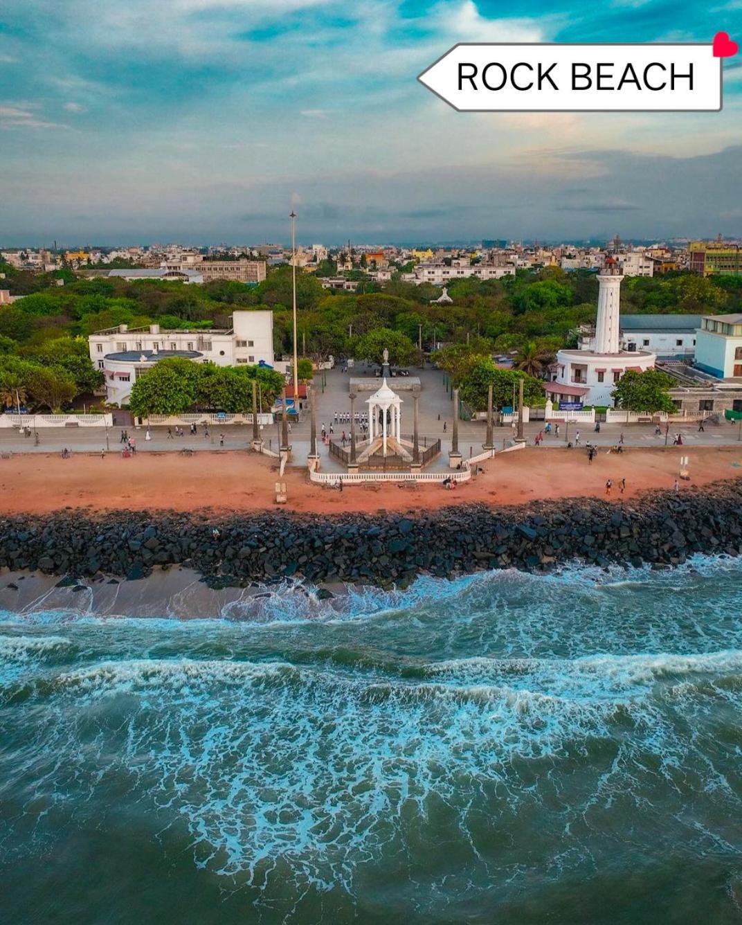 The Ocean Grand Hotel Pondicherry Exterior photo