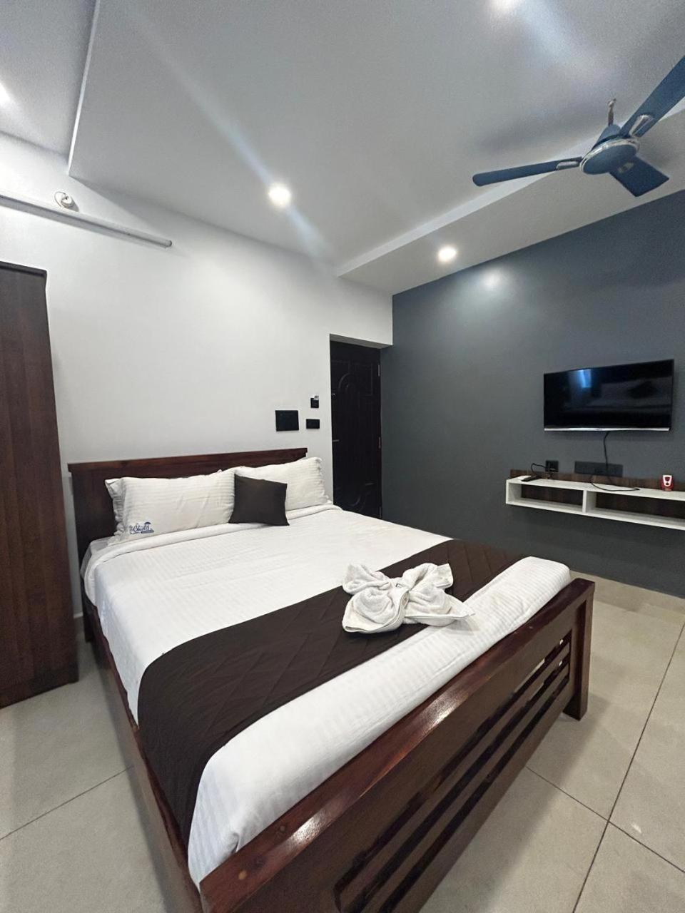 The Ocean Grand Hotel Pondicherry Exterior photo